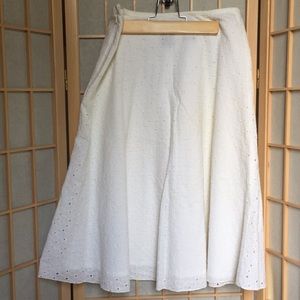 Nine West white 100% cotton skirt